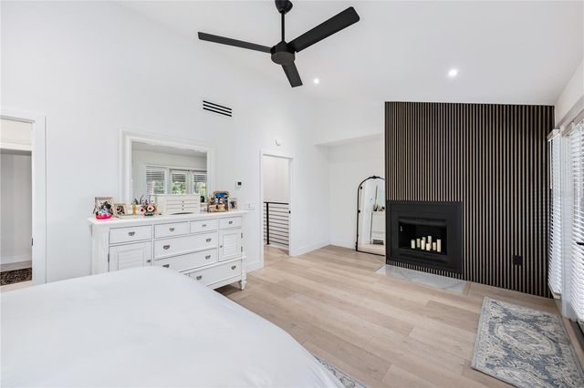 568 S OSCEOLA AVENUE 15, Orlando, FL 32801