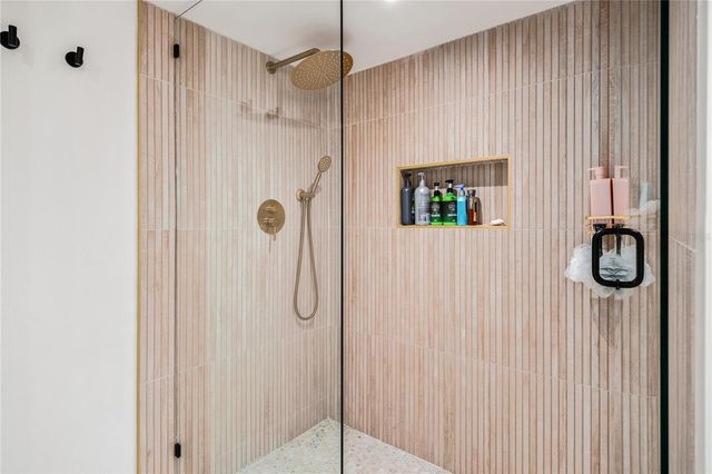 568 S OSCEOLA AVENUE 15, Orlando, FL 32801