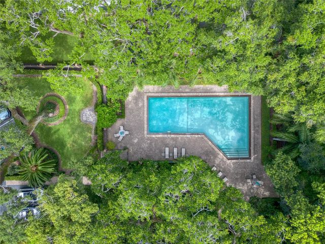 568 S OSCEOLA AVENUE 15, Orlando, FL 32801