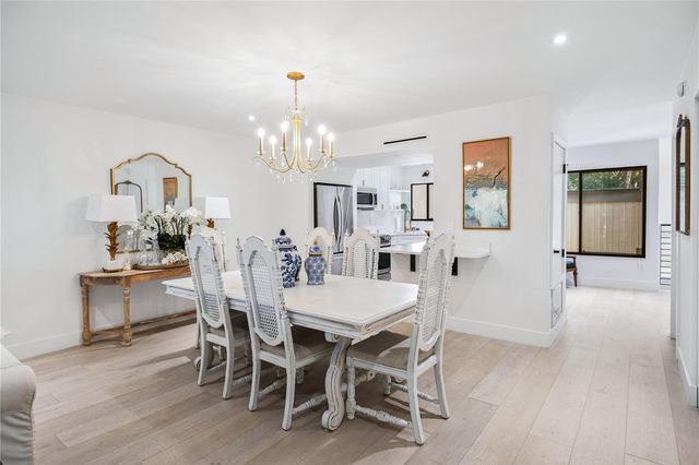 568 S OSCEOLA AVENUE 15, Orlando, FL 32801