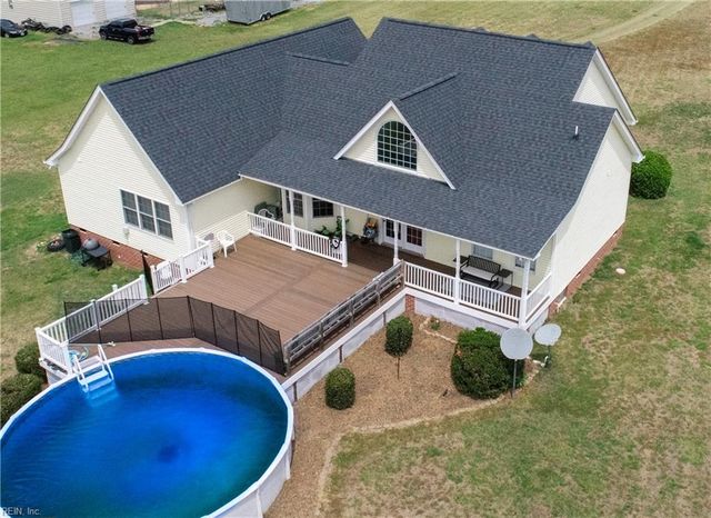 21262 Buckhorn Quarter RD, Courtland, VA 23837