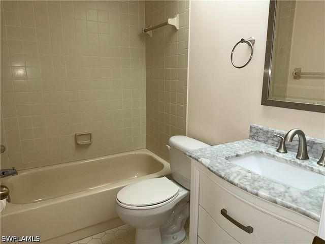 3941 Leeward Passage CT 203, Bonita Springs, FL 34134