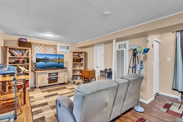 24 Charter Road, Selden, NY 11784