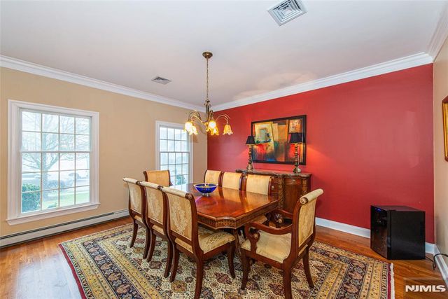 503 Stonewall Court, Wyckoff, NJ 07481