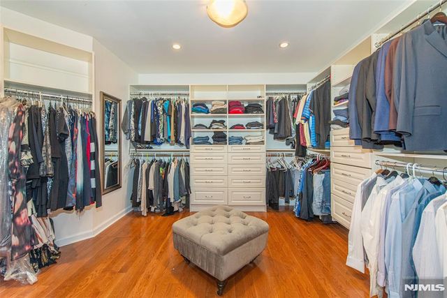 503 Stonewall Court, Wyckoff, NJ 07481