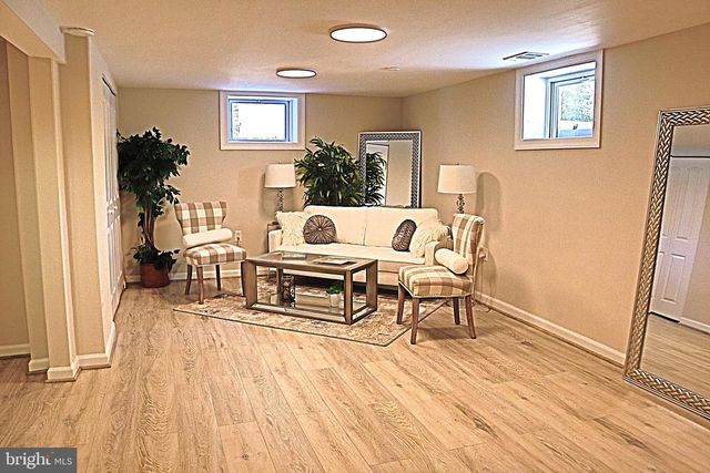 10110 DALLAS AVE, Silver Spring, MD 20901