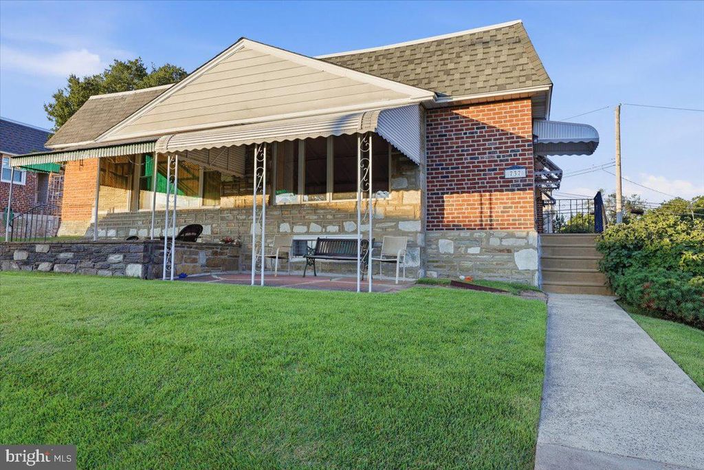 737 COLEBROOK RD, PHILADELPHIA, PA 19115 — exterior