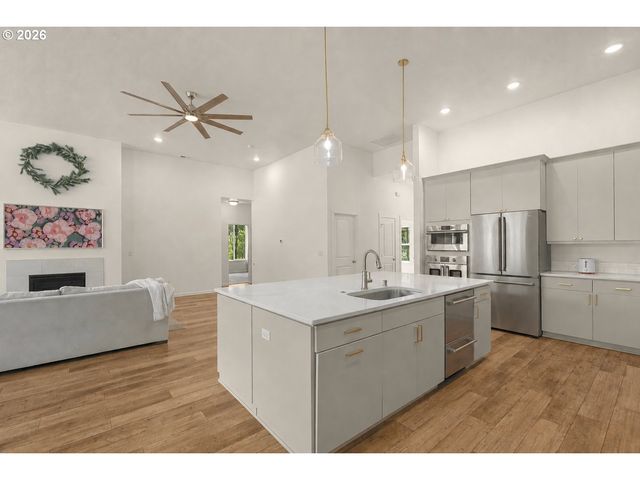 5602 Ne 316TH Ct, Camas, WA 98607
