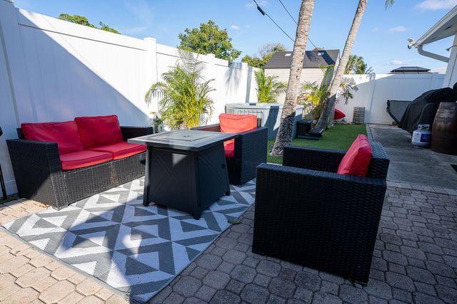 119 SE 5th Street, Delray Beach, FL 33483