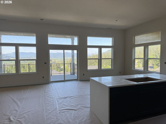 Abigail Ln, Eugene, OR 97403