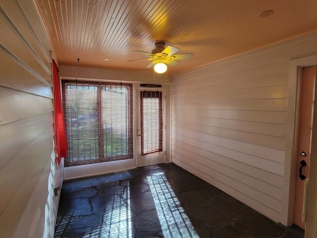 1 Park Street, Athol, MA 01331