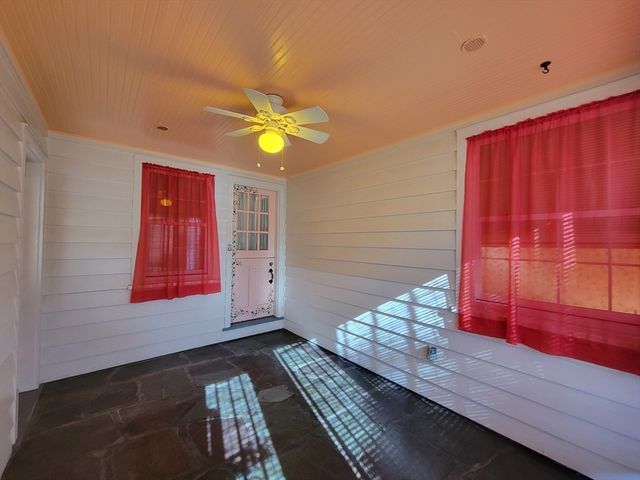1 Park Street, Athol, MA 01331
