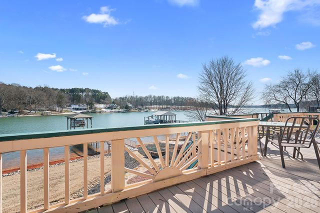 106 Anchor Lane, Troutman, NC 28166