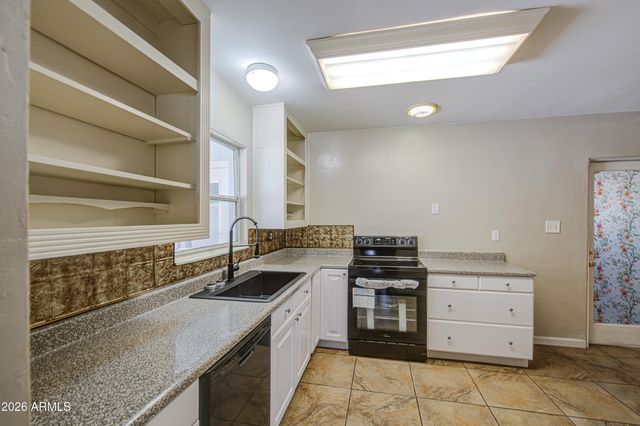 914 N CAMERON Avenue, Casa Grande, AZ 85122