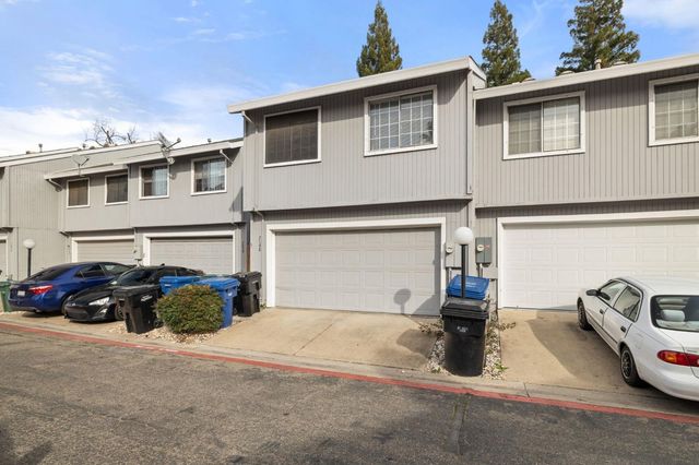 7648 Lily Mar Ln, Antelope, CA 95843