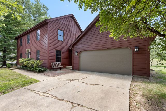 4113 EATON Drive, Rockford, IL 61114