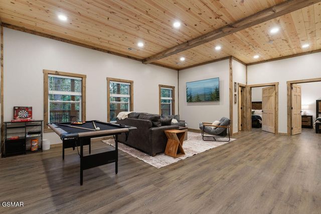 752 Loop Road, Gatlinburg, TN 37738