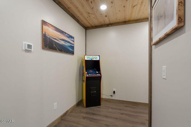 752 Loop Road, Gatlinburg, TN 37738