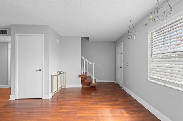 5126 SAINT CHARLES LANE 43, Orlando, FL 32822