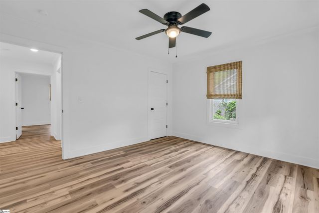 126 E Wilburn Avenue, Greenville, SC 29611