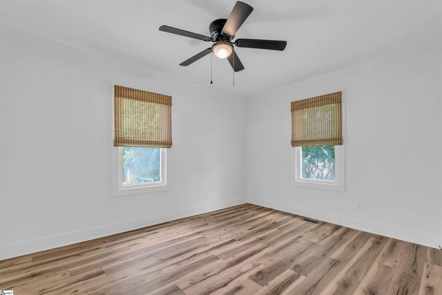 126 E Wilburn Avenue, Greenville, SC 29611