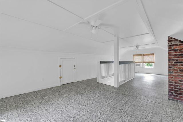126 E Wilburn Avenue, Greenville, SC 29611