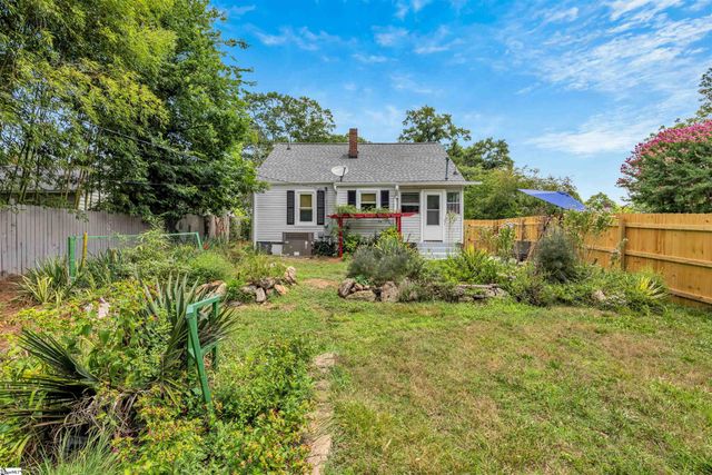 126 E Wilburn Avenue, Greenville, SC 29611