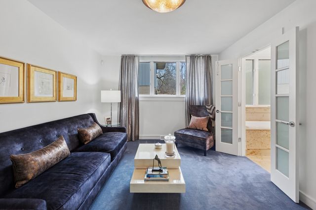 775 Stonegate Drive, Highland Park, IL 60035