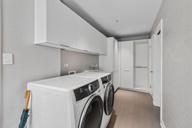 775 Stonegate Drive, Highland Park, IL 60035