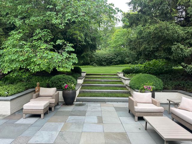 775 Stonegate Drive, Highland Park, IL 60035