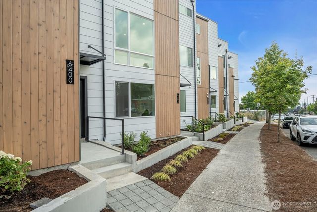 6402 Fauntleroy Way SW, Seattle, WA 98136