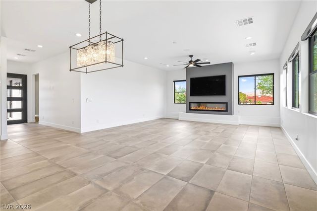 10 Camino La Venta Court, Henderson, NV 89011