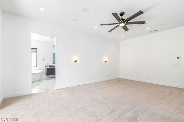 10 Camino La Venta Court, Henderson, NV 89011
