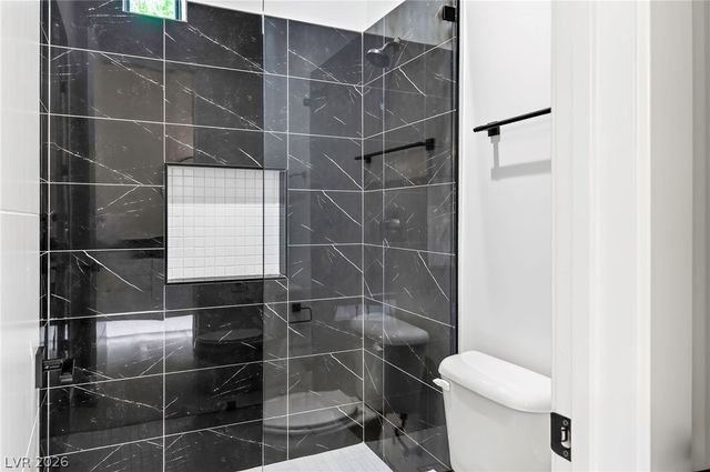 10 Camino La Venta Court, Henderson, NV 89011