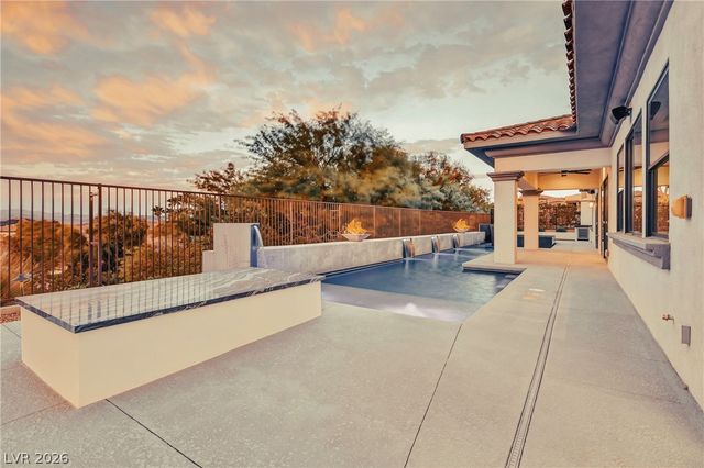 10 Camino La Venta Court, Henderson, NV 89011