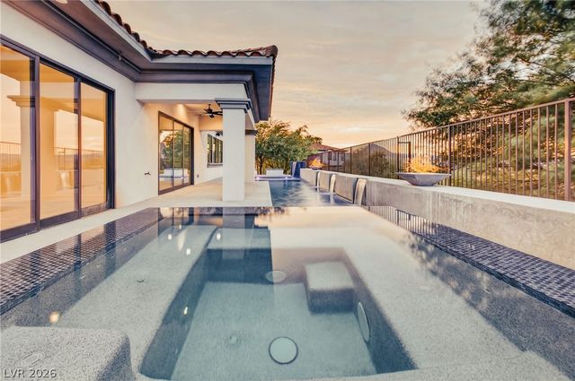 10 Camino La Venta Court, Henderson, NV 89011