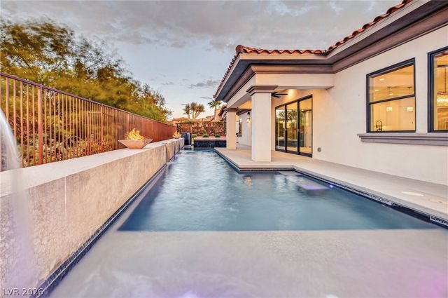 10 Camino La Venta Court, Henderson, NV 89011