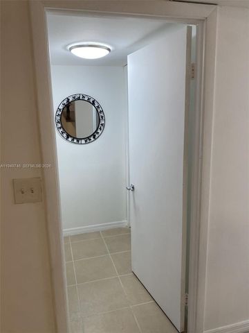 8180 Geneva Ct 521, Doral, FL 33166