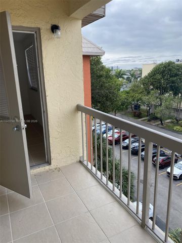8180 Geneva Ct 521, Doral, FL 33166