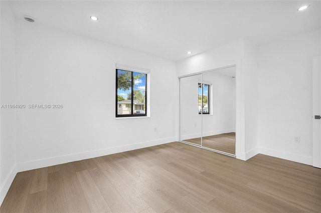 1830 NW 135th St, Miami, FL 33167