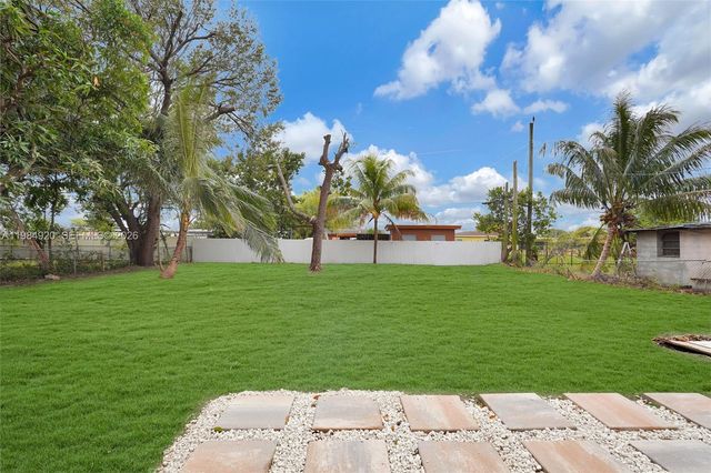 1830 NW 135th St, Miami, FL 33167