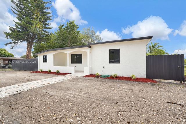 1830 NW 135th St, Miami, FL 33167