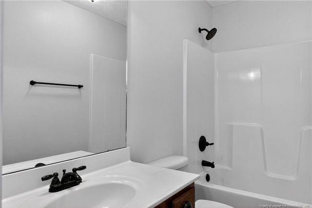 1222 Brickyard Drive, Fayetteville, NC 28306