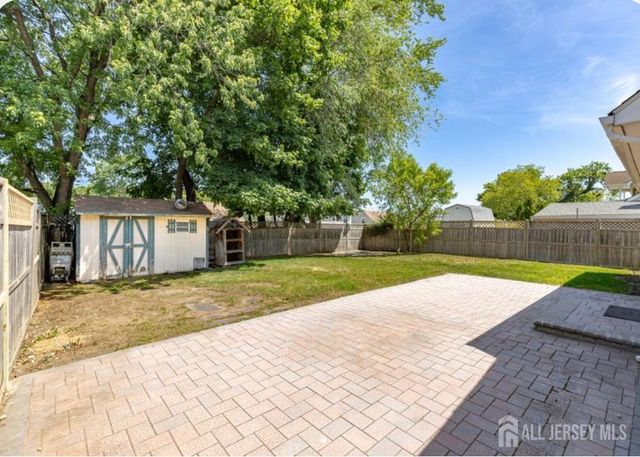39 Birch Terrace, Sayreville, NJ 08859