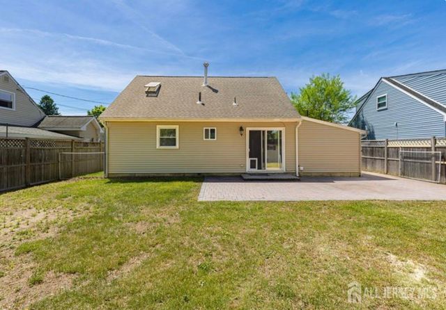 39 Birch Terrace, Sayreville, NJ 08859