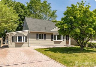 39 Birch Terrace, Sayreville, NJ 08859