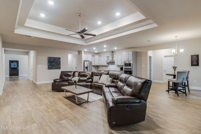 11673 Talla Drive, Ocean Springs, MS 39564