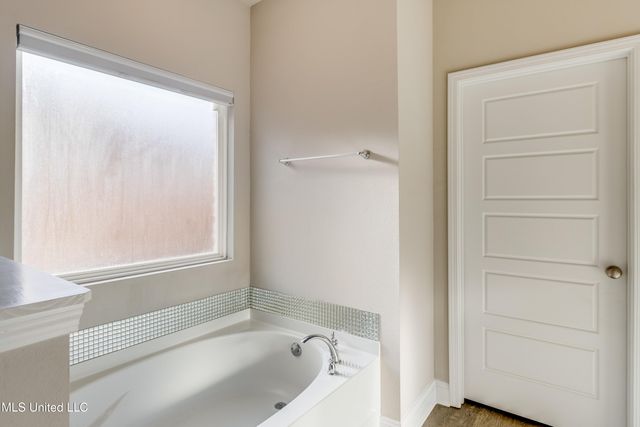 11673 Talla Drive, Ocean Springs, MS 39564