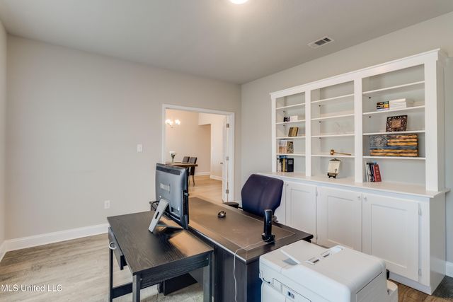 11673 Talla Drive, Ocean Springs, MS 39564