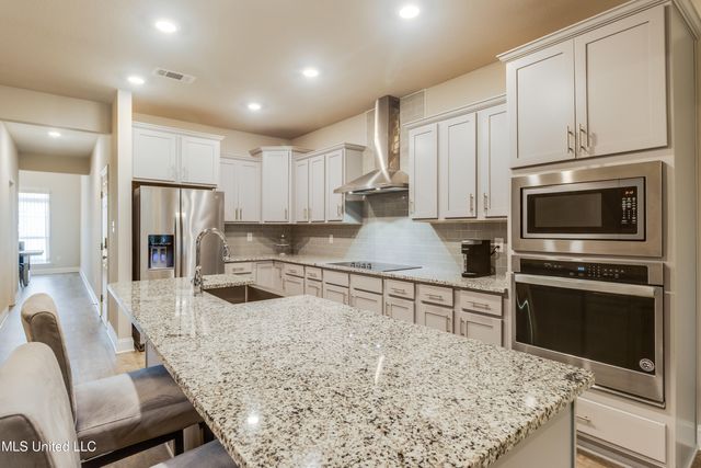 11673 Talla Drive, Ocean Springs, MS 39564